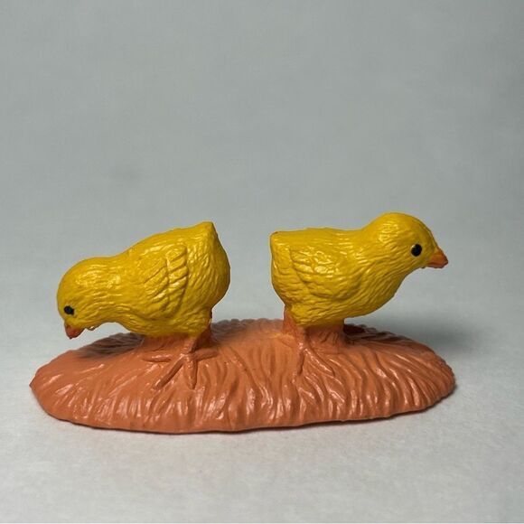 6 Safari Ltd farm animals Mini Figures goat lamb pig calf chicken - Picture 4 of 8